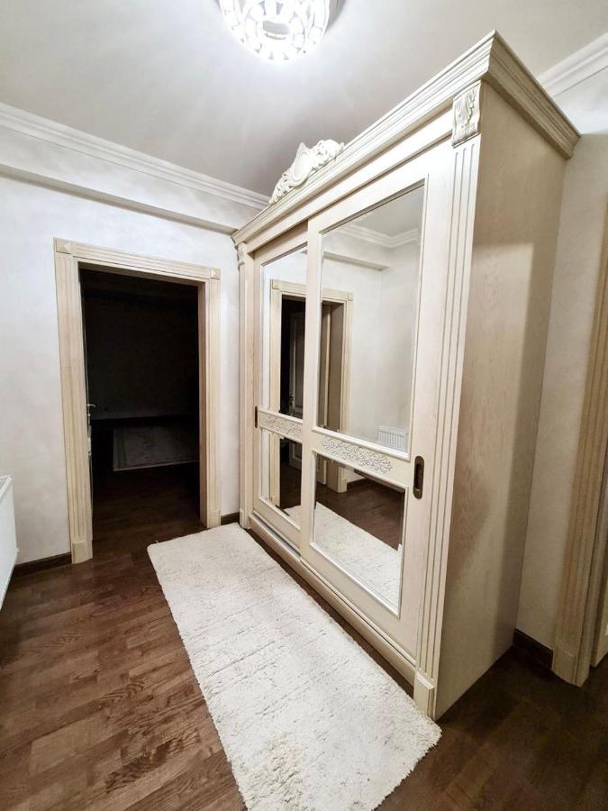 Cathedral Park And Pedestrian Zone Ultracentral Cozy Apartment In Chisinau Exterior foto